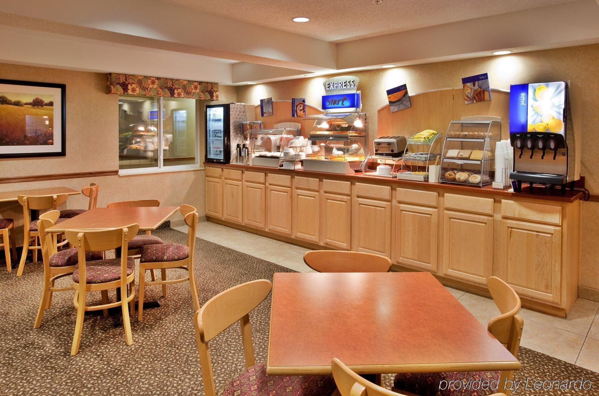 Holiday Inn Express Warrenton By Ihg Étterem fotó