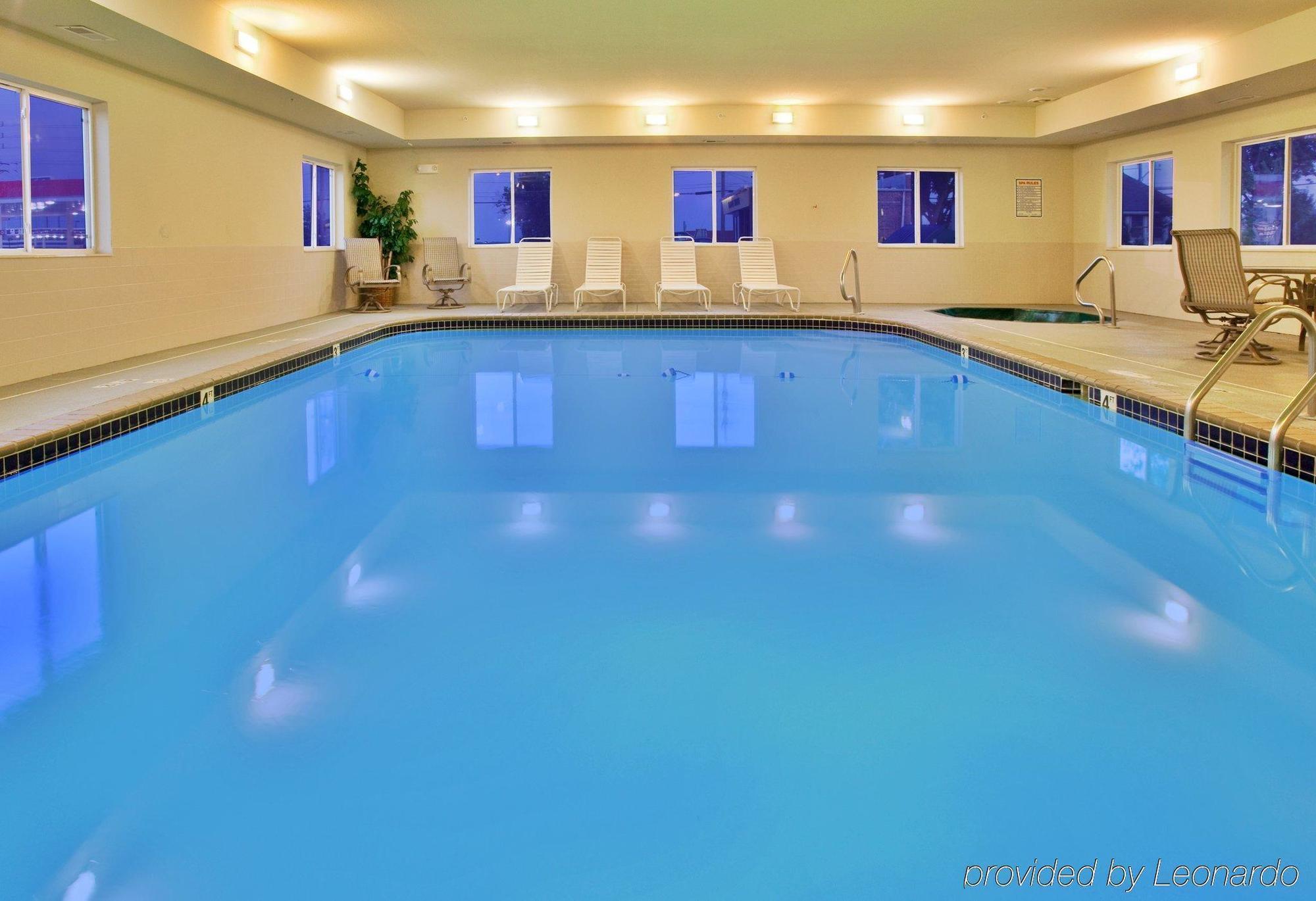 Holiday Inn Express Warrenton By Ihg Kültér fotó
