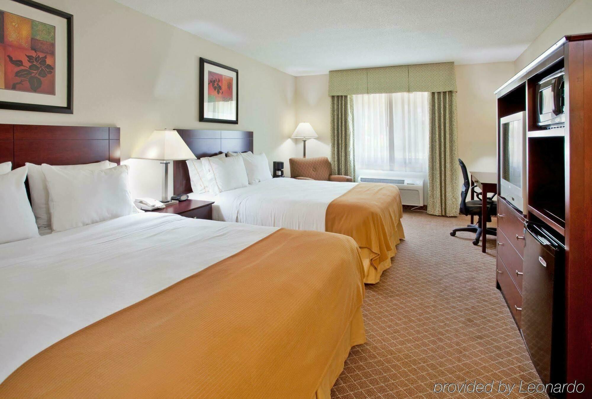Holiday Inn Express Warrenton By Ihg Kültér fotó